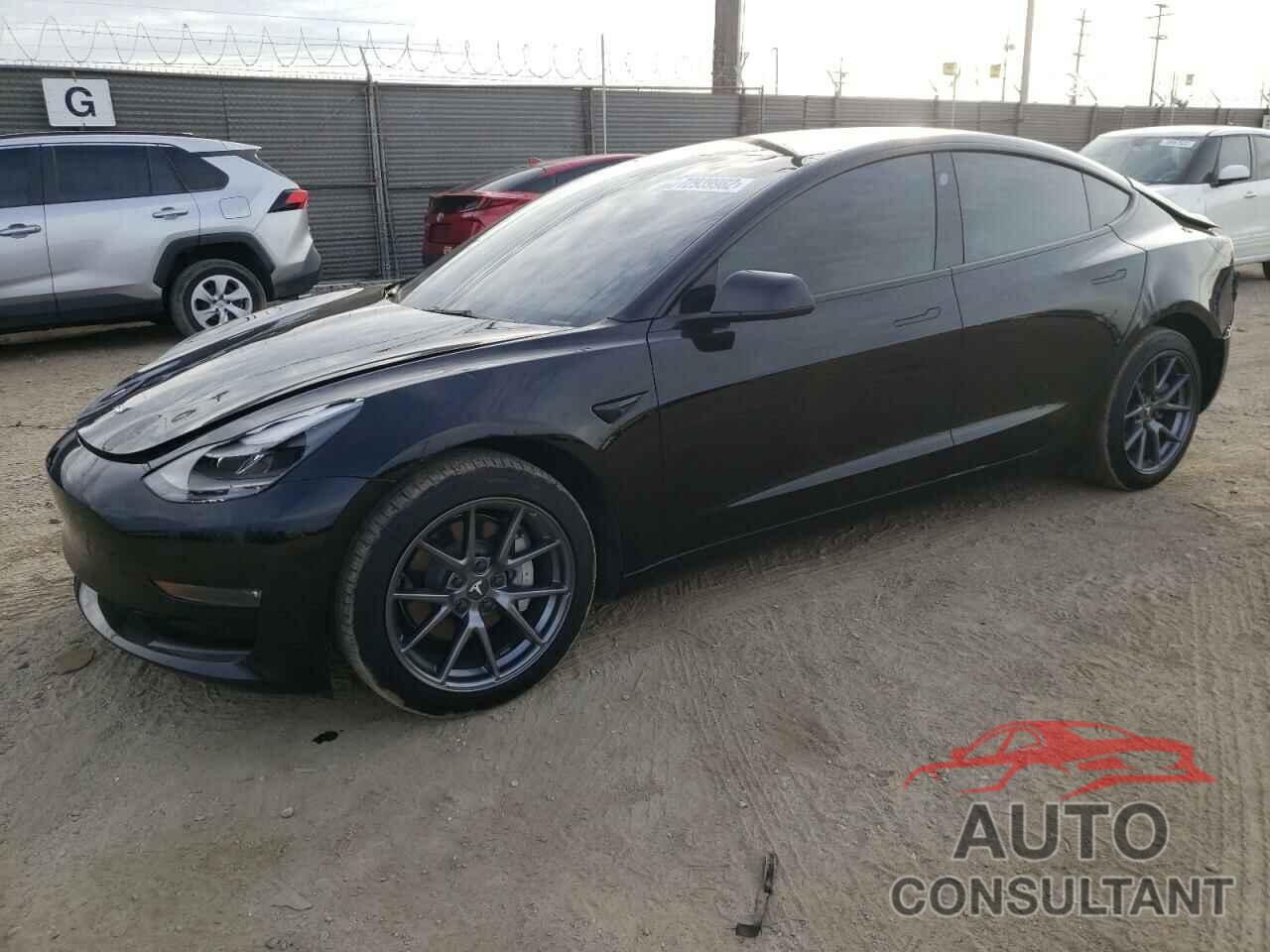 TESLA MODEL 3 2022 - 5YJ3E1EB9NF130821