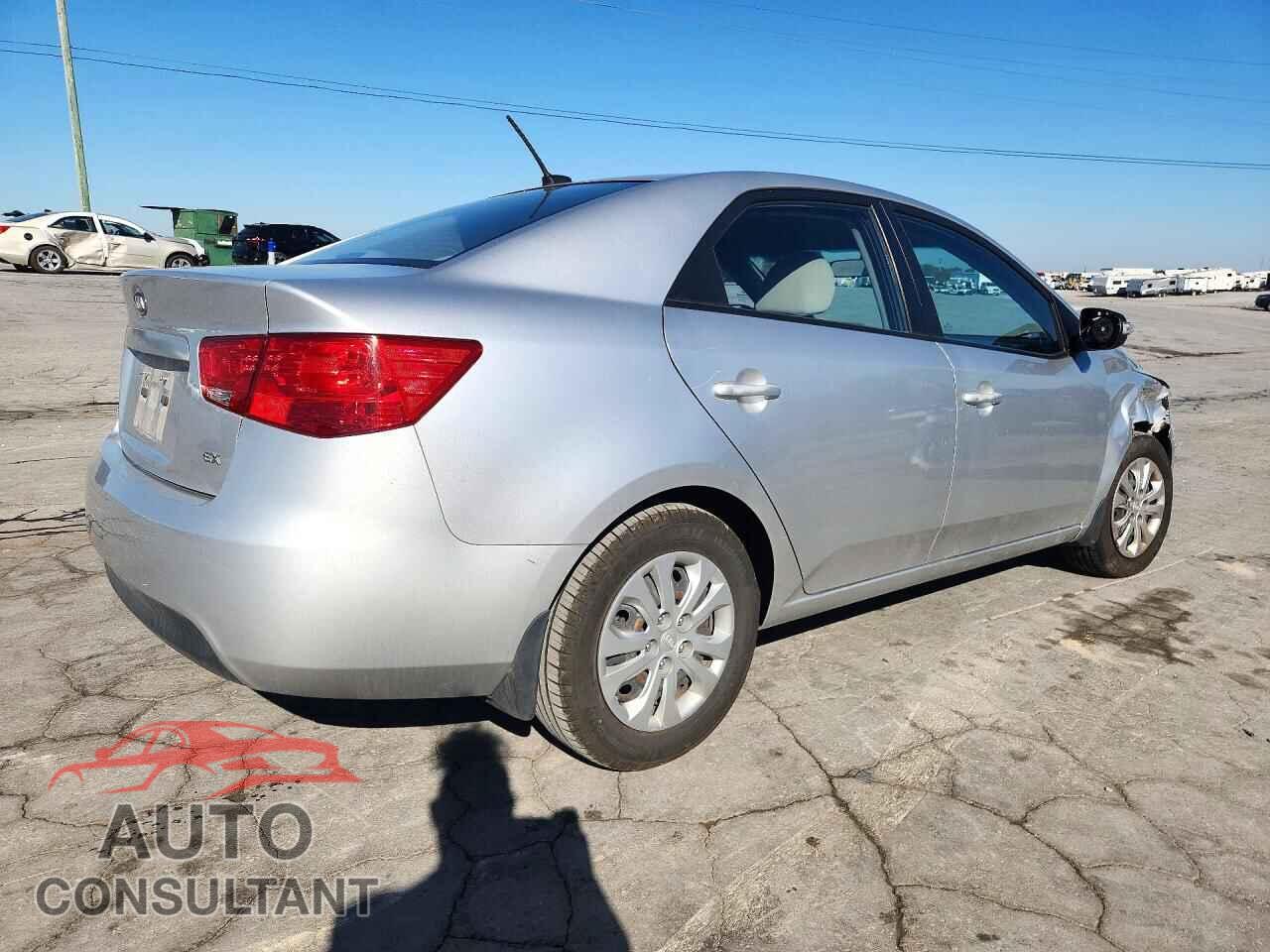 KIA FORTE 2010 - KNAFU4A23A5064251