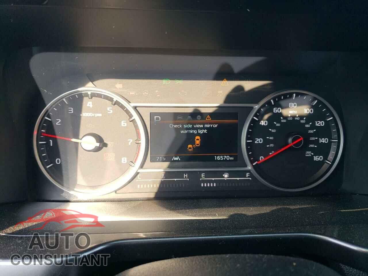 KIA SORENTO 2023 - 5XYRGDLC9PG200301
