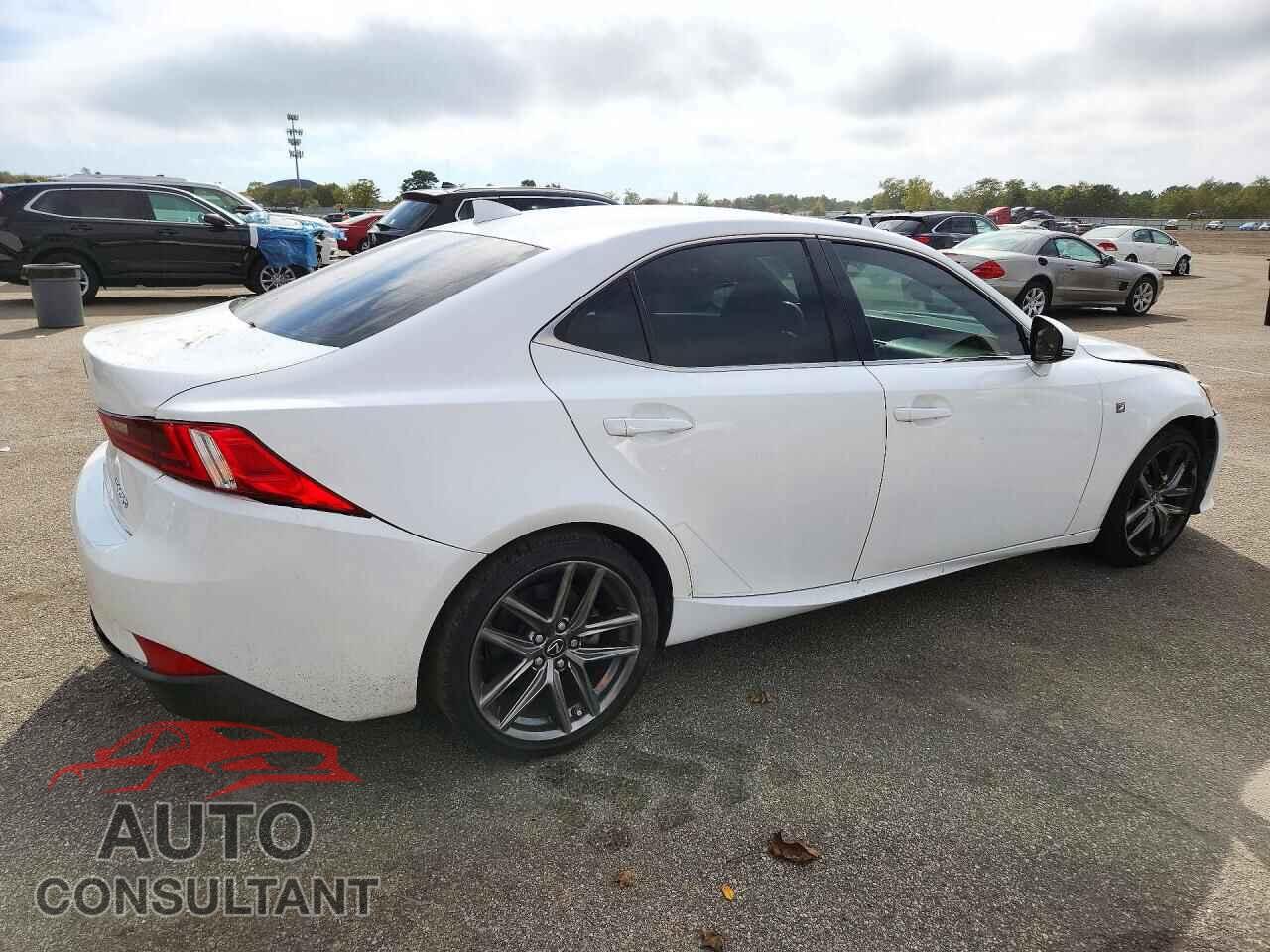 LEXUS IS 2015 - JTHCF1D20F5028839