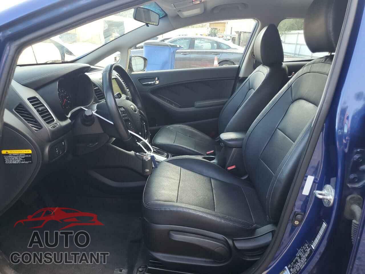 KIA FORTE 2018 - 3KPFL4A84JE221638