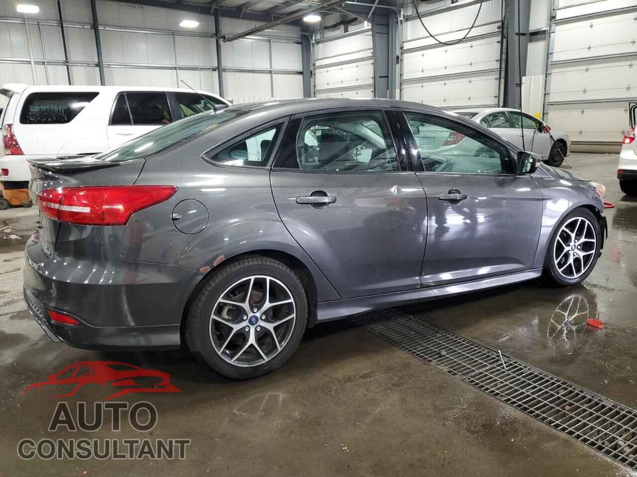 FORD FOCUS 2015 - 1FADP3F29FL334435
