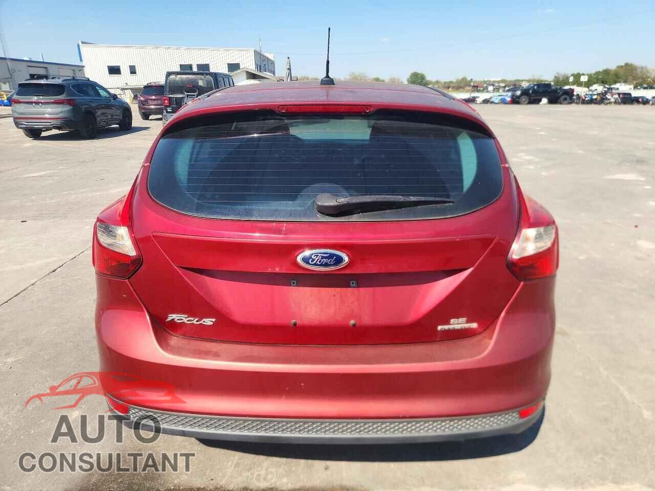 FORD FOCUS 2014 - 1FADP3K29EL161245