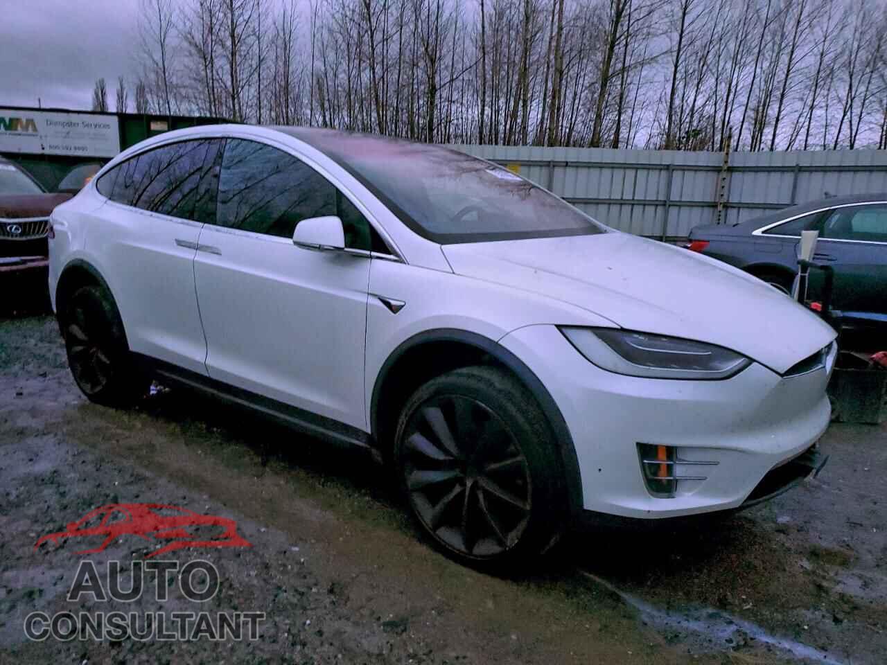 TESLA MODEL X 2017 - 5YJXCAE28HF076715