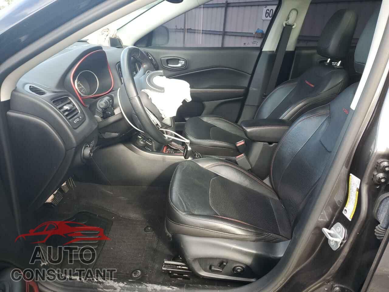 JEEP COMPASS 2018 - 3C4NJDDB5JT238808