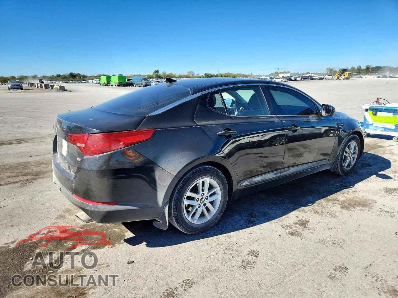 KIA OPTIMA 2011 - KNAGM4A72B5176086