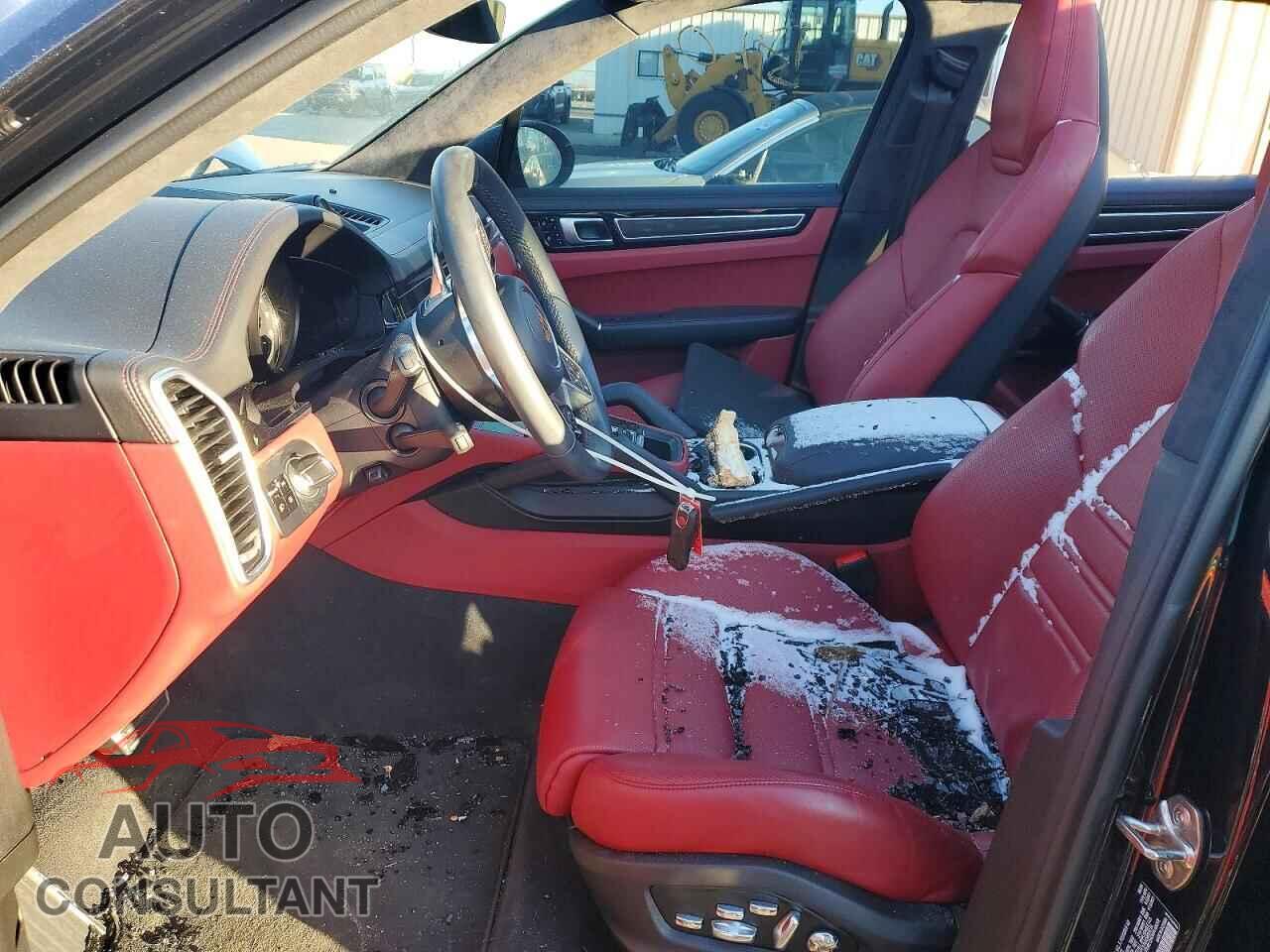 PORSCHE CAYENNE 2021 - WP1AG2AY9MDA34905