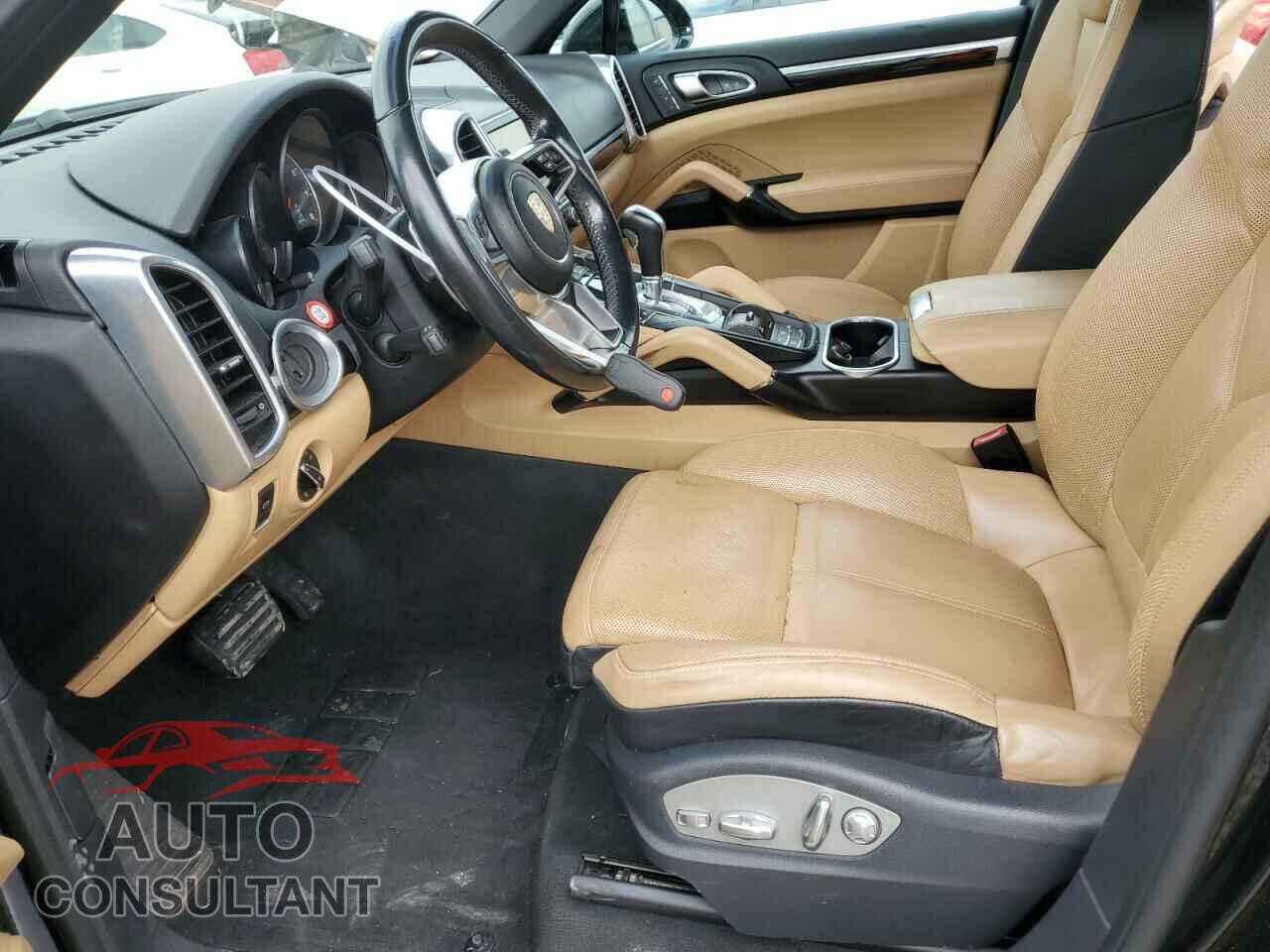 PORSCHE CAYENNE 2016 - WP1AA2A22GKA08109