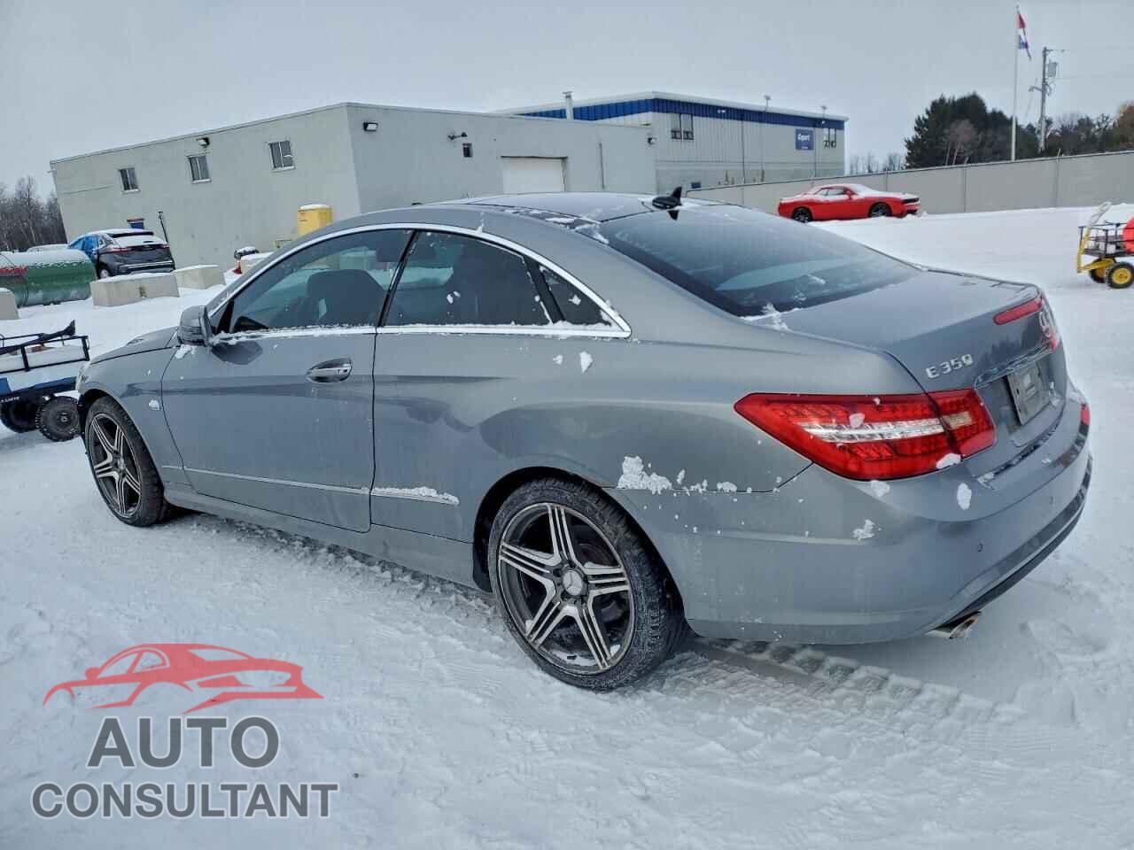 MERCEDES-BENZ E-CLASS 2012 - WDDKJ5KB0CF152000