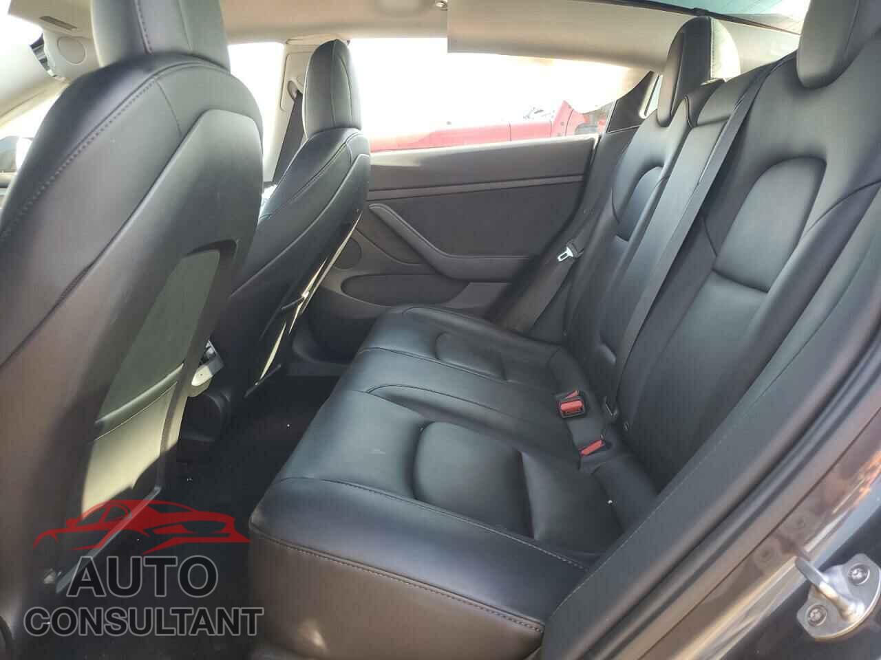 TESLA MODEL 3 2023 - 5YJ3E1EA5PF457159