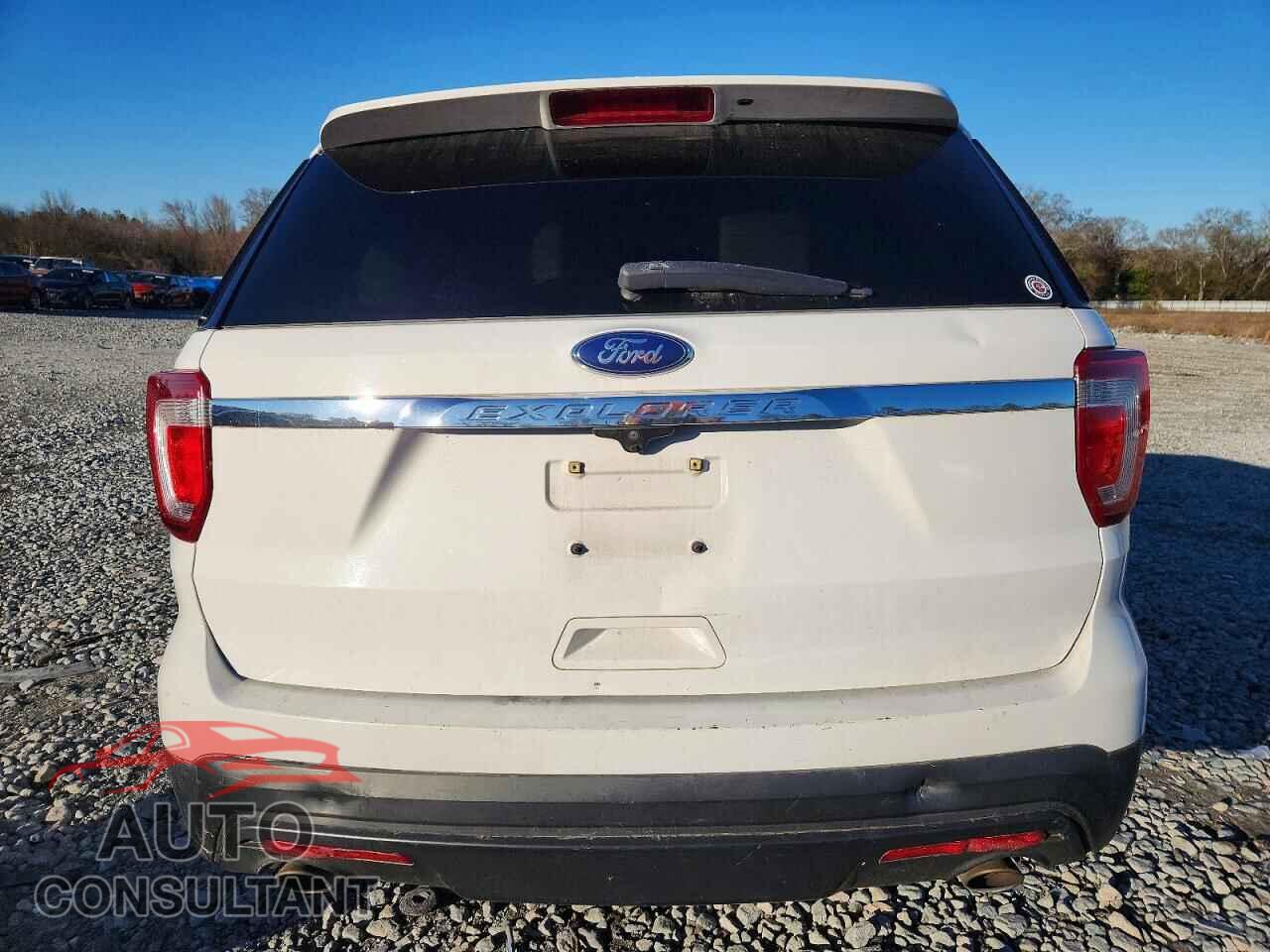 FORD EXPLORER 2017 - 1FM5K7B88HGD52429