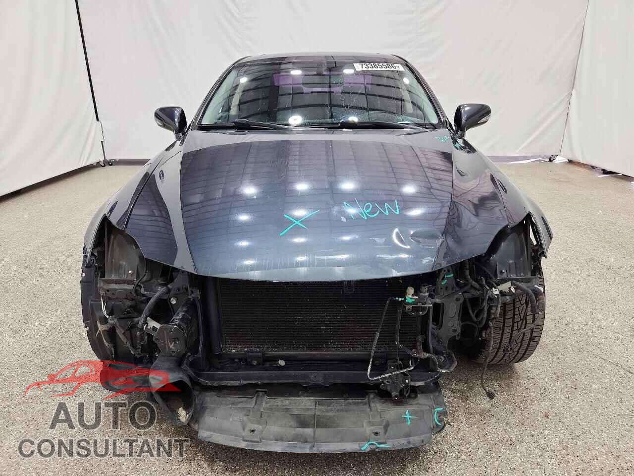 LEXUS IS 2011 - JTHBF5C2XB2101036