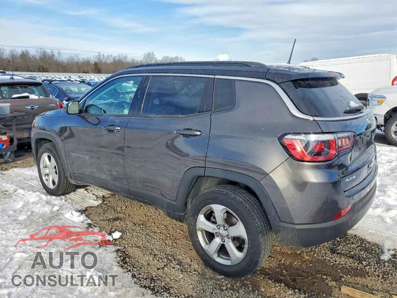 JEEP COMPASS 2018 - 3C4NJDBB9JT402547