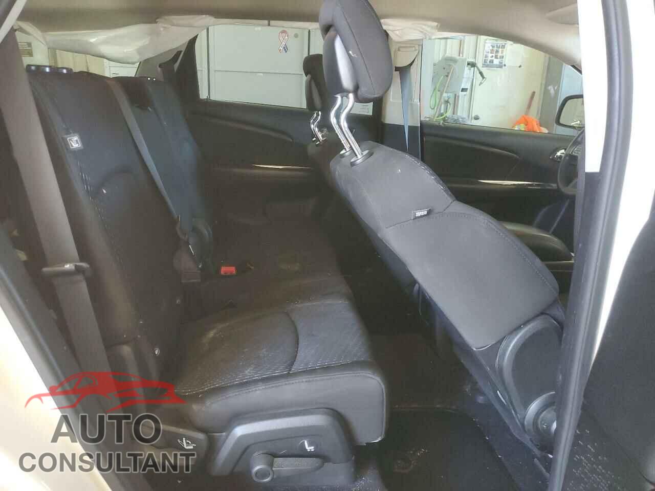DODGE JOURNEY 2017 - 3C4PDCBG7HT571384