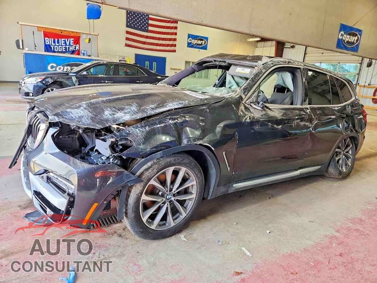 BMW X3 2019 - 5UXTR9C50KLR04865