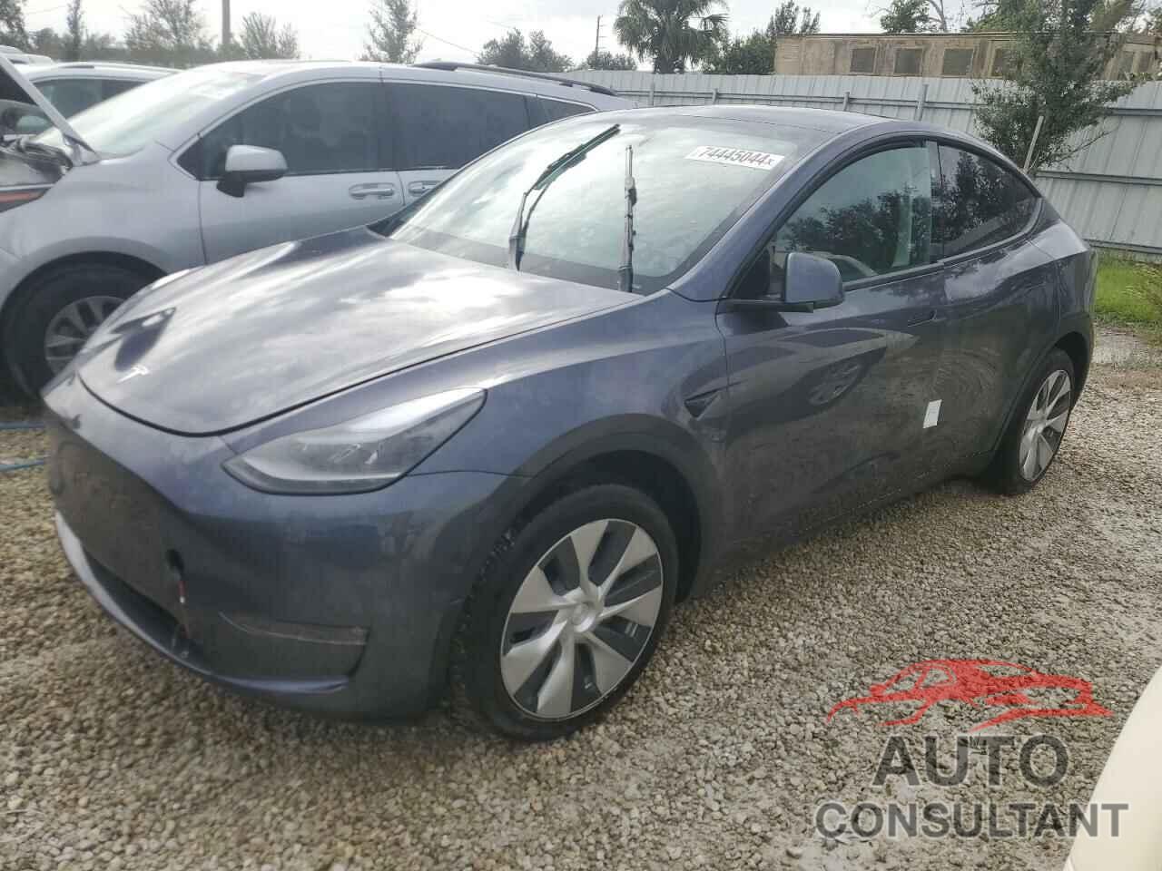 TESLA MODEL Y 2023 - 7SAYGDEE4PF793098