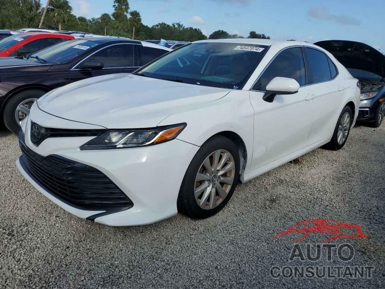TOYOTA CAMRY 2019 - 4T1B11HK2KU193552