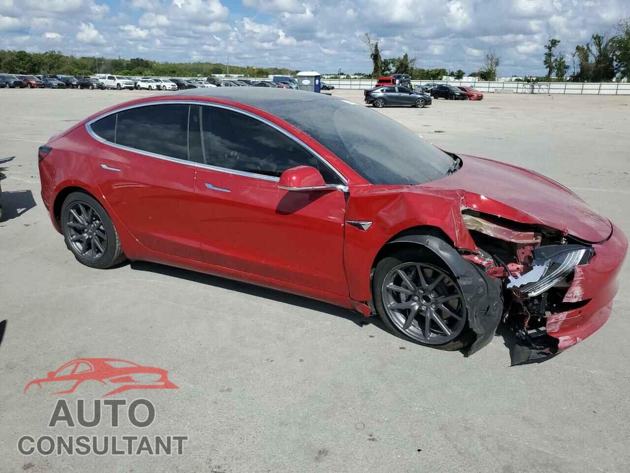 TESLA MODEL 3 2019 - 5YJ3E1EA3KF399710