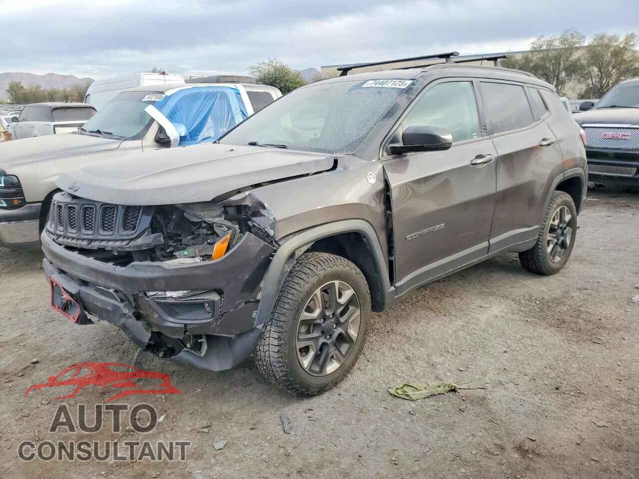 JEEP COMPASS 2017 - 3C4NJDDB7HT689555