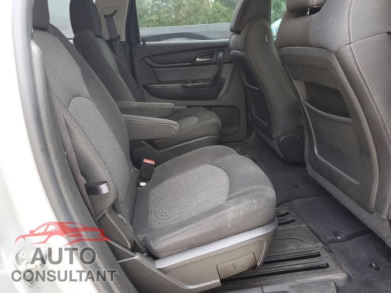 CHEVROLET TRAVERSE 2017 - 1GNKRHKD9HJ136525