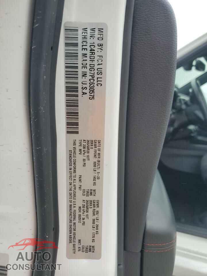 DODGE DURANGO 2023 - 1C4RDHDG7PC630575