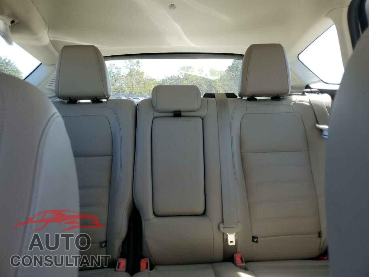 FORD CMAX 2017 - 1FADP5DU8HL105098