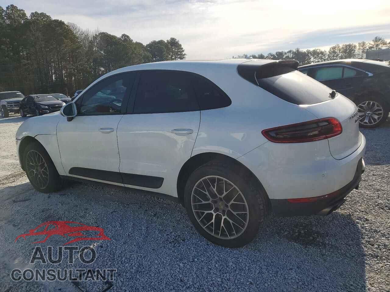 PORSCHE MACAN 2015 - WP1AB2A56FLB60569