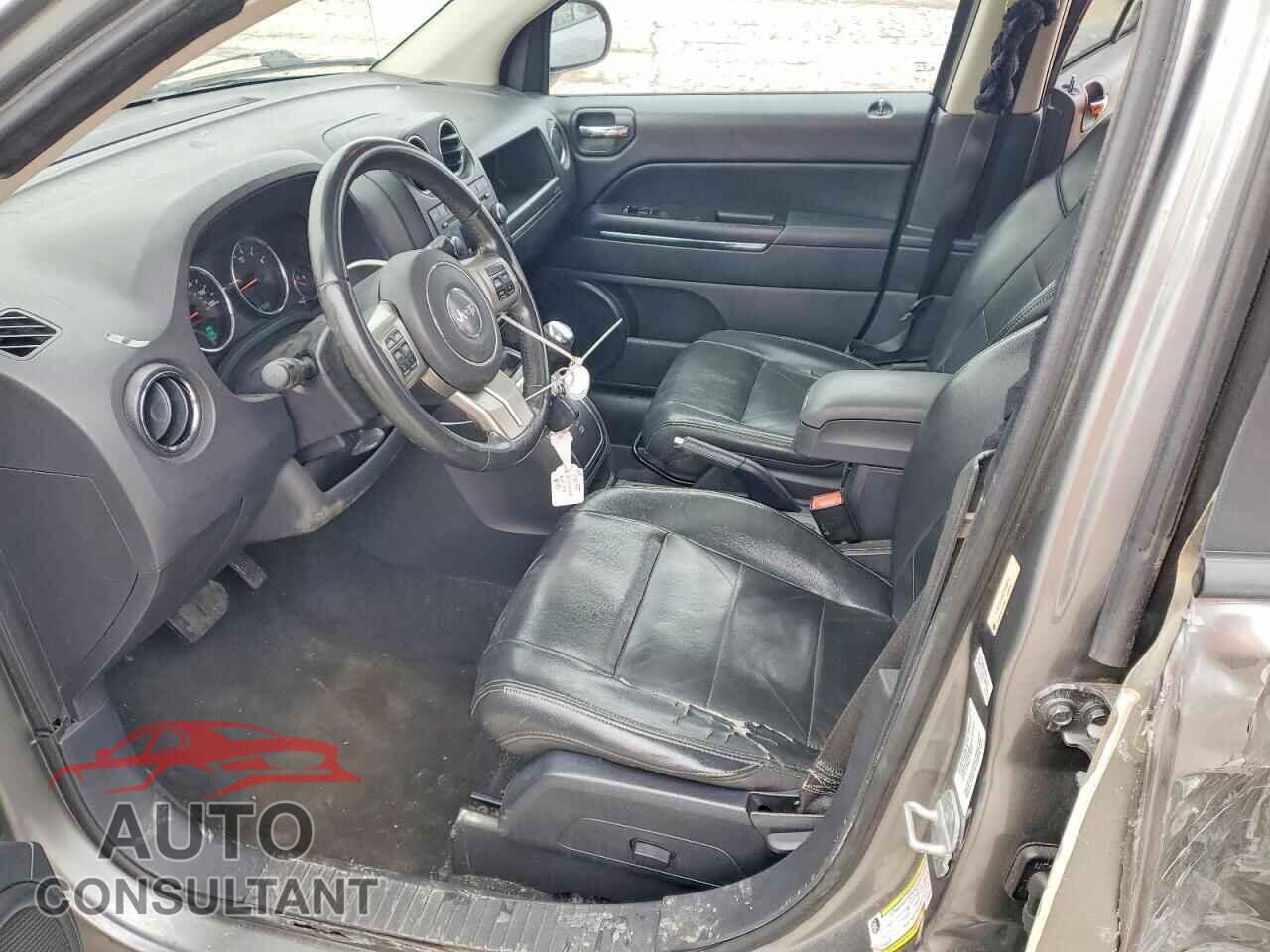 JEEP COMPASS 2011 - 1J4NF5FB3BD243818
