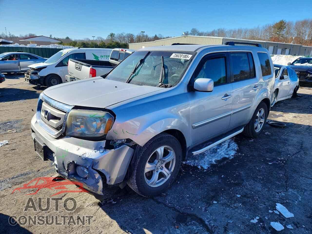 HONDA PILOT 2011 - 5FNYF4H43BB075067
