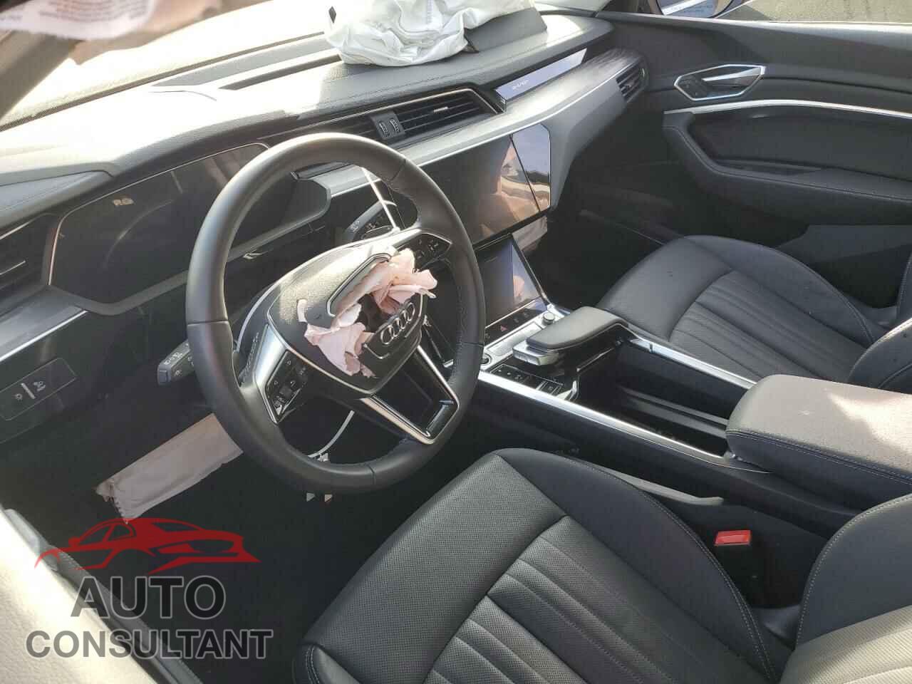 AUDI E-TRON 2022 - WA12AAGE2NB041104