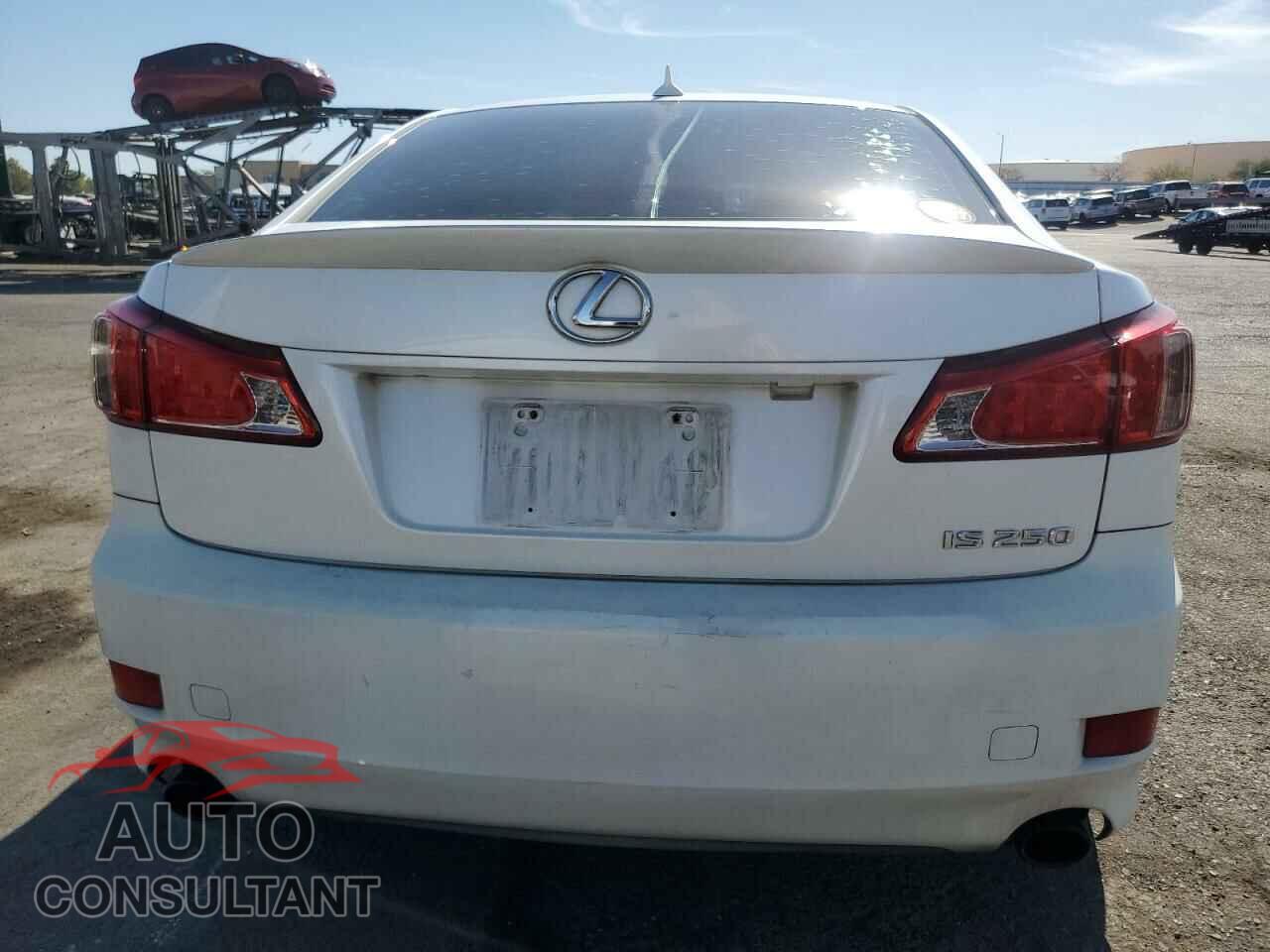 LEXUS IS 2011 - JTHBF5C29B2101867