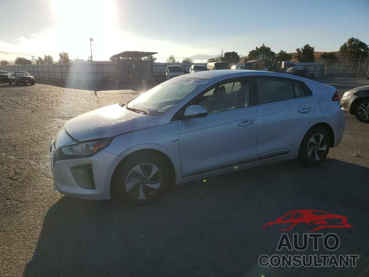 HYUNDAI IONIQ 2017 - KMHC75LCXHU021482