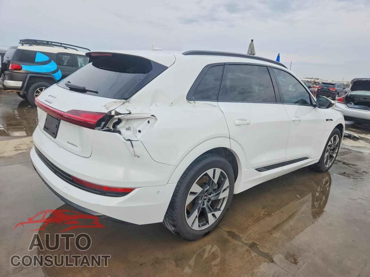AUDI E-TRON 2021 - WA1AAAGE9MB013133