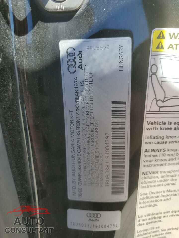 AUDI TT 2009 - TRURD38J191004792