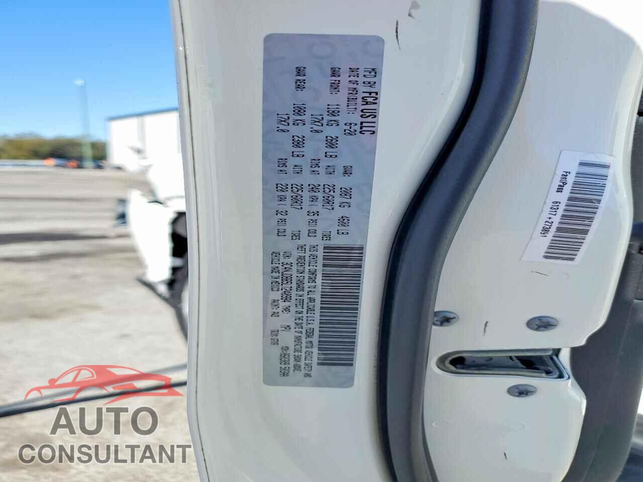JEEP COMPASS 2020 - 3C4NJDBB5LT240984