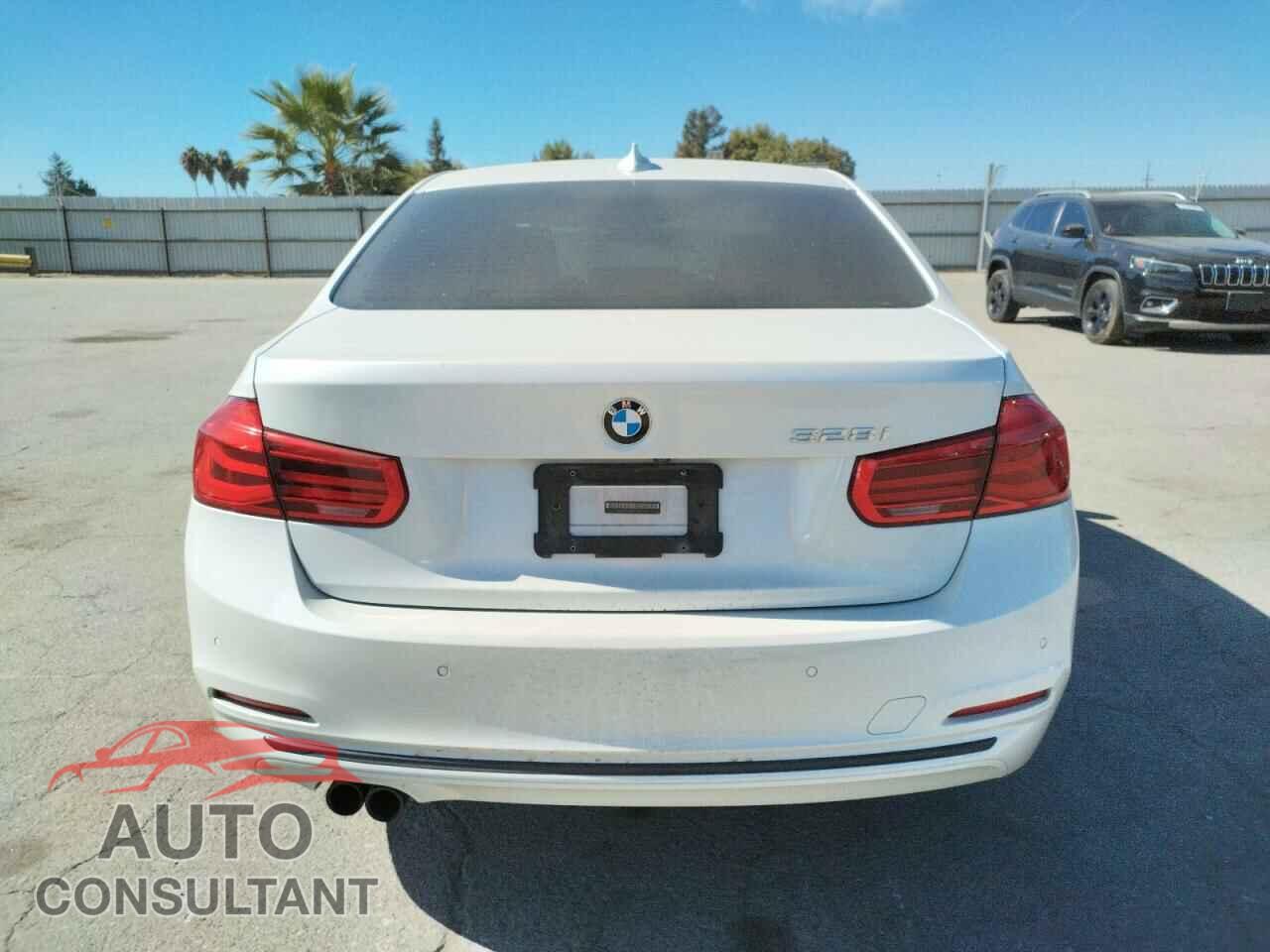 BMW 3 SERIES 2016 - WBA8E9G5XGNU29828