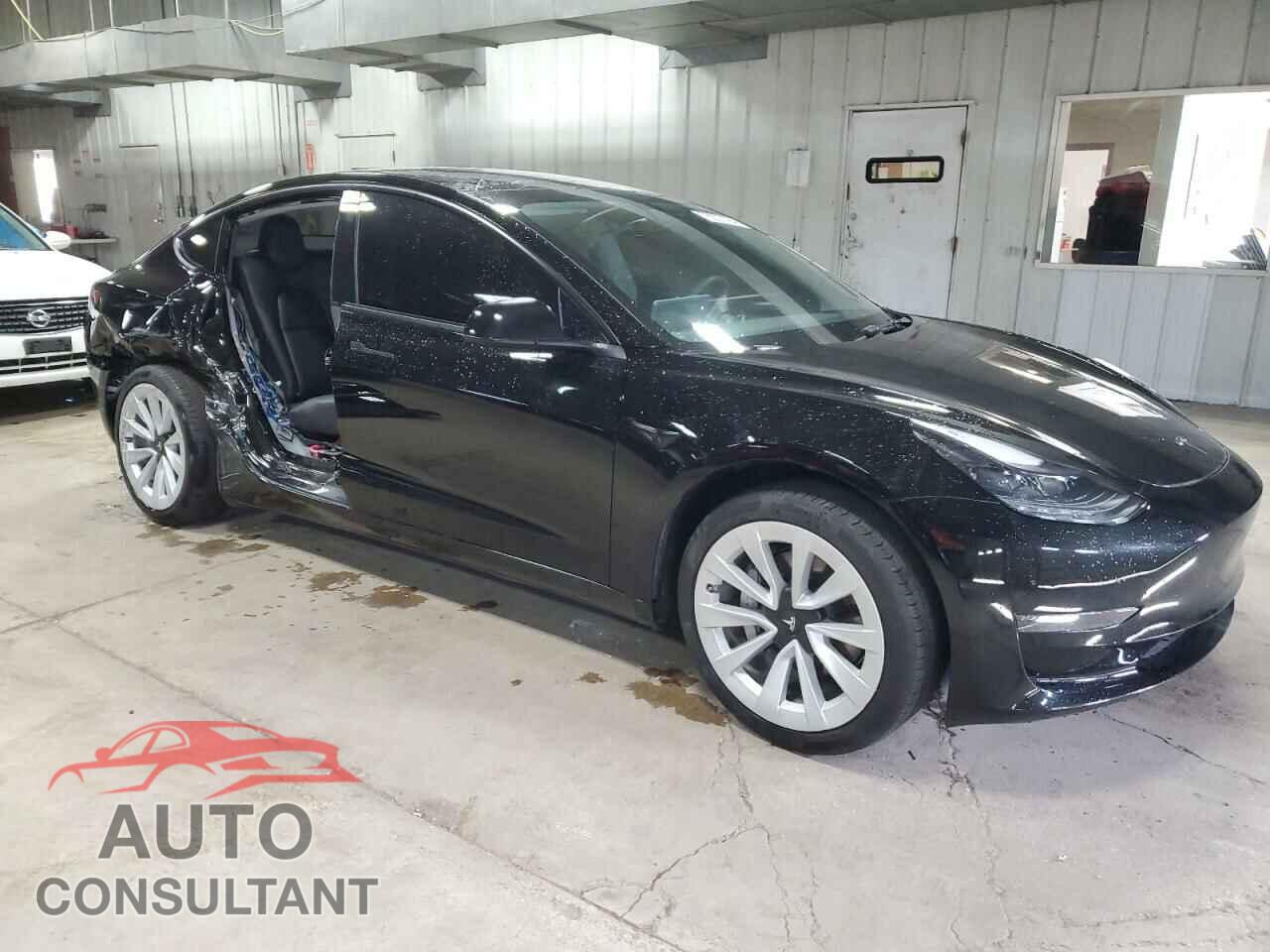 TESLA MODEL 3 2023 - 5YJ3E1EA0PF490697