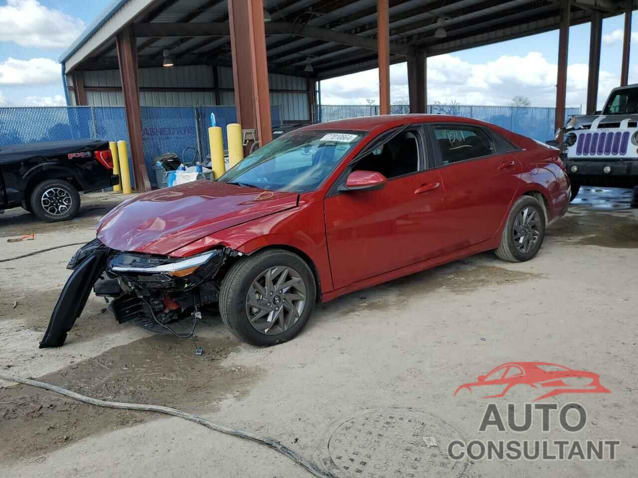 HYUNDAI ELANTRA 2024 - KMHLM4DG3RU750459