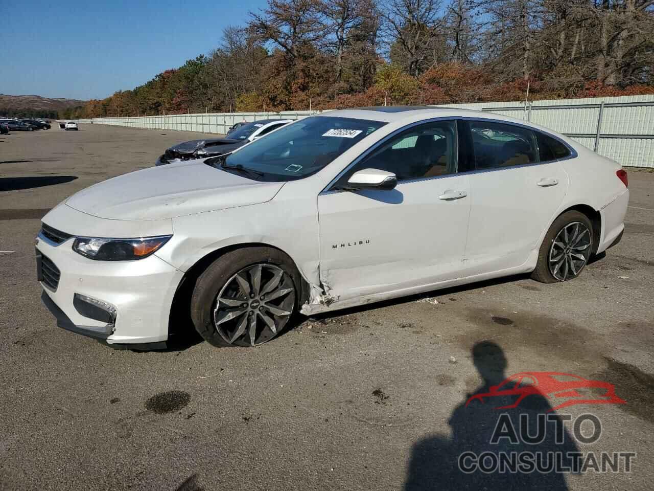 CHEVROLET MALIBU 2018 - 1G1ZD5ST5JF285513