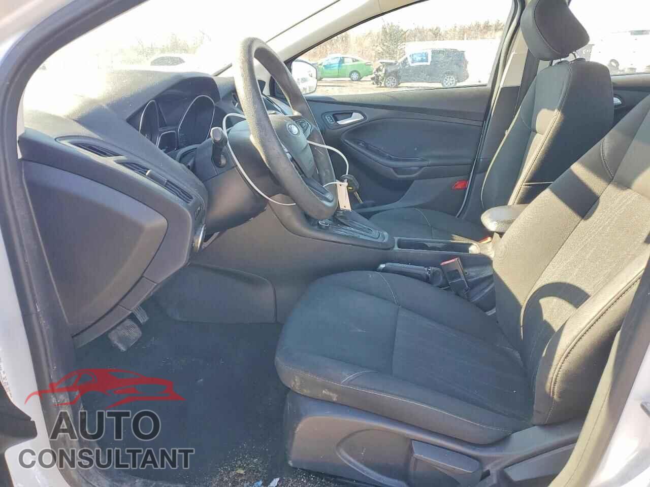 FORD FOCUS 2016 - 1FADP3F23GL358697