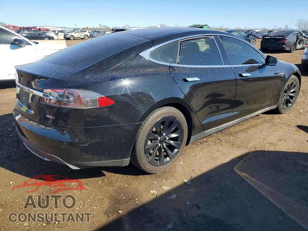 TESLA MODEL S 2015 - 5YJSA1E2XFF102597