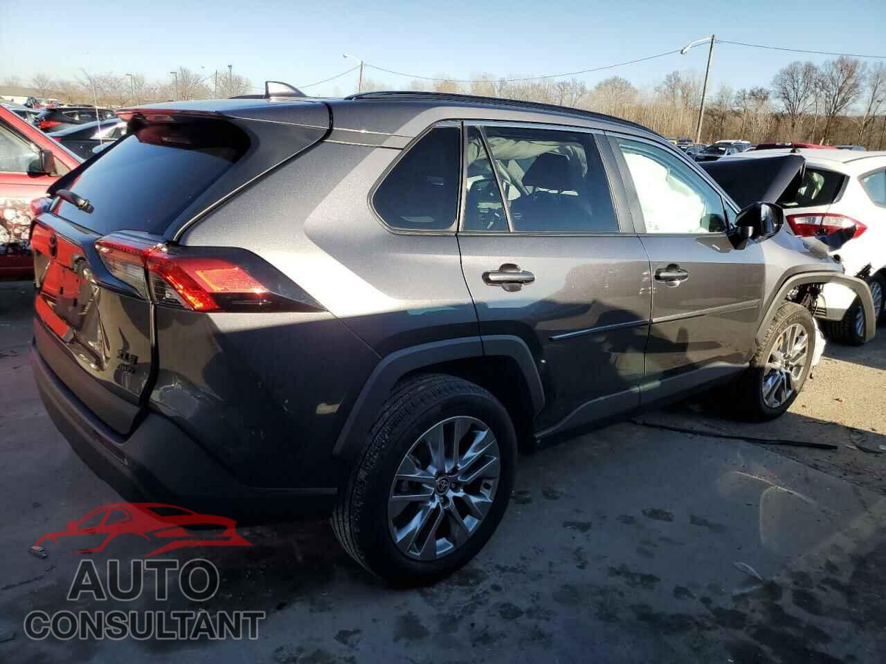 TOYOTA RAV4 2022 - 2T3A1RFV4NC290143