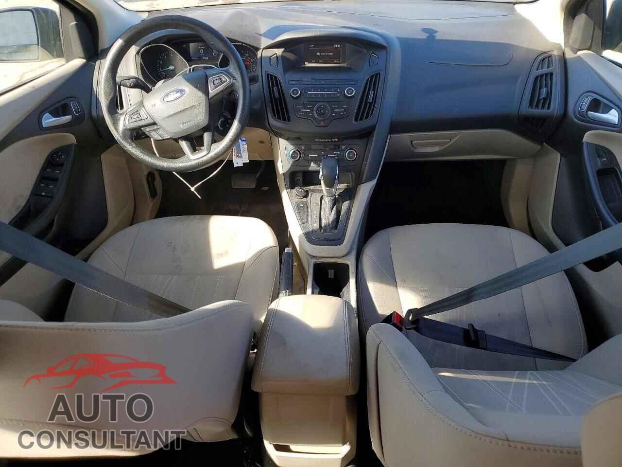 FORD FOCUS 2018 - 1FADP3FE0JL205504