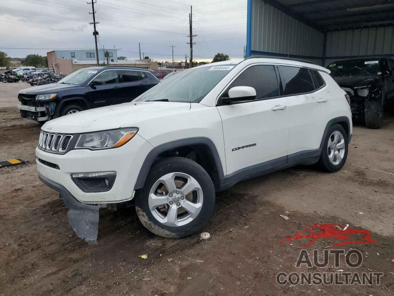 JEEP COMPASS 2018 - 3C4NJDBB2JT152939