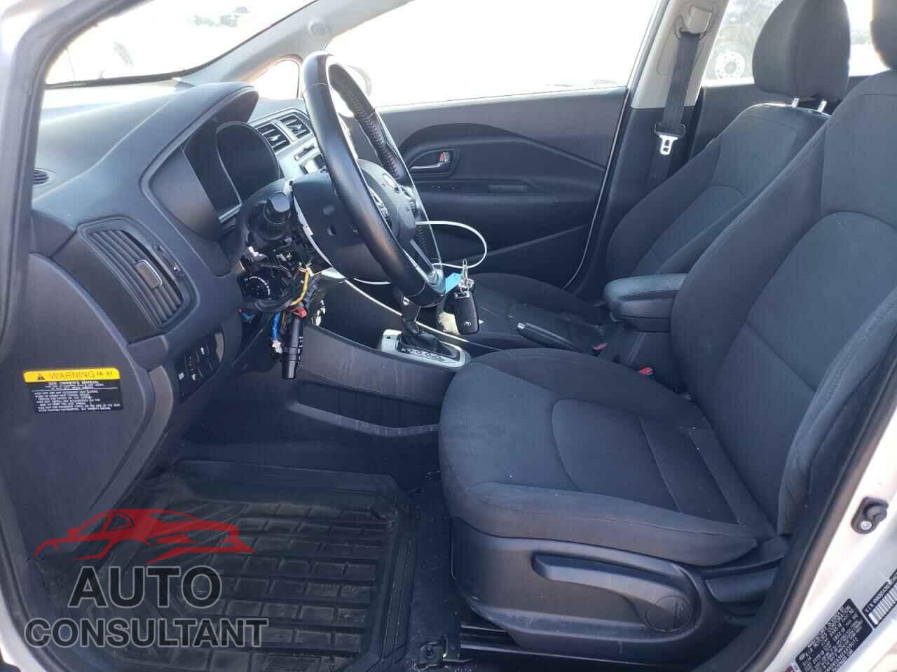 KIA RIO 2014 - KNADN5A36E6359072