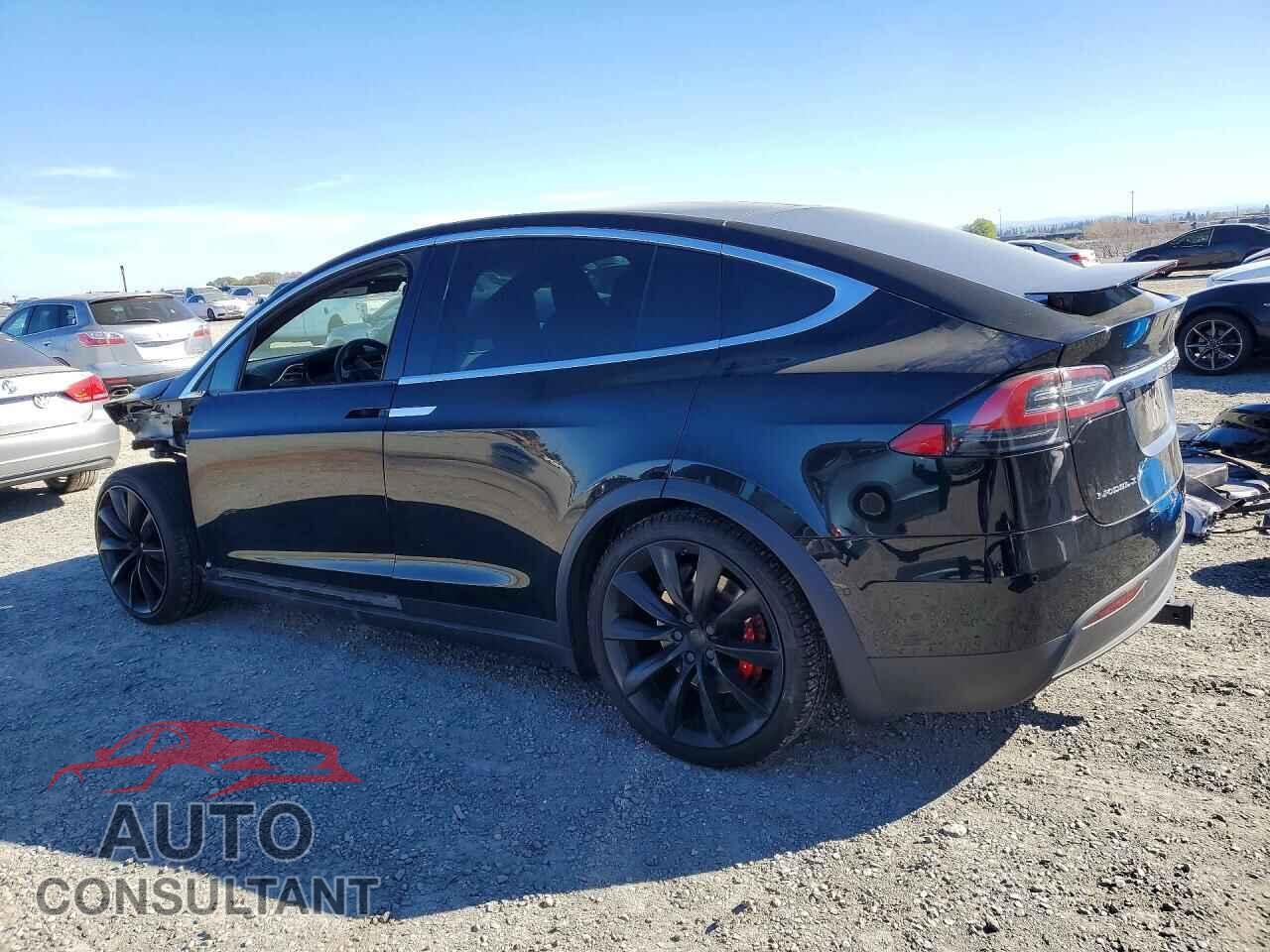 TESLA MODEL X 2016 - 5YJXCBE42GFS00077