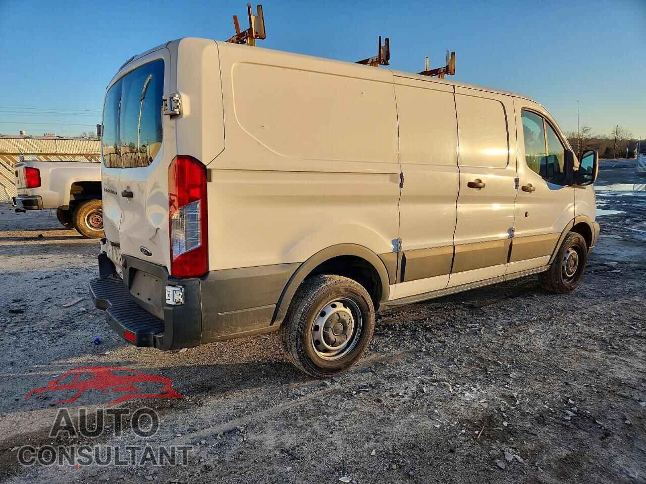 FORD TRANSIT 2017 - 1FTYR1ZMXHKB37130
