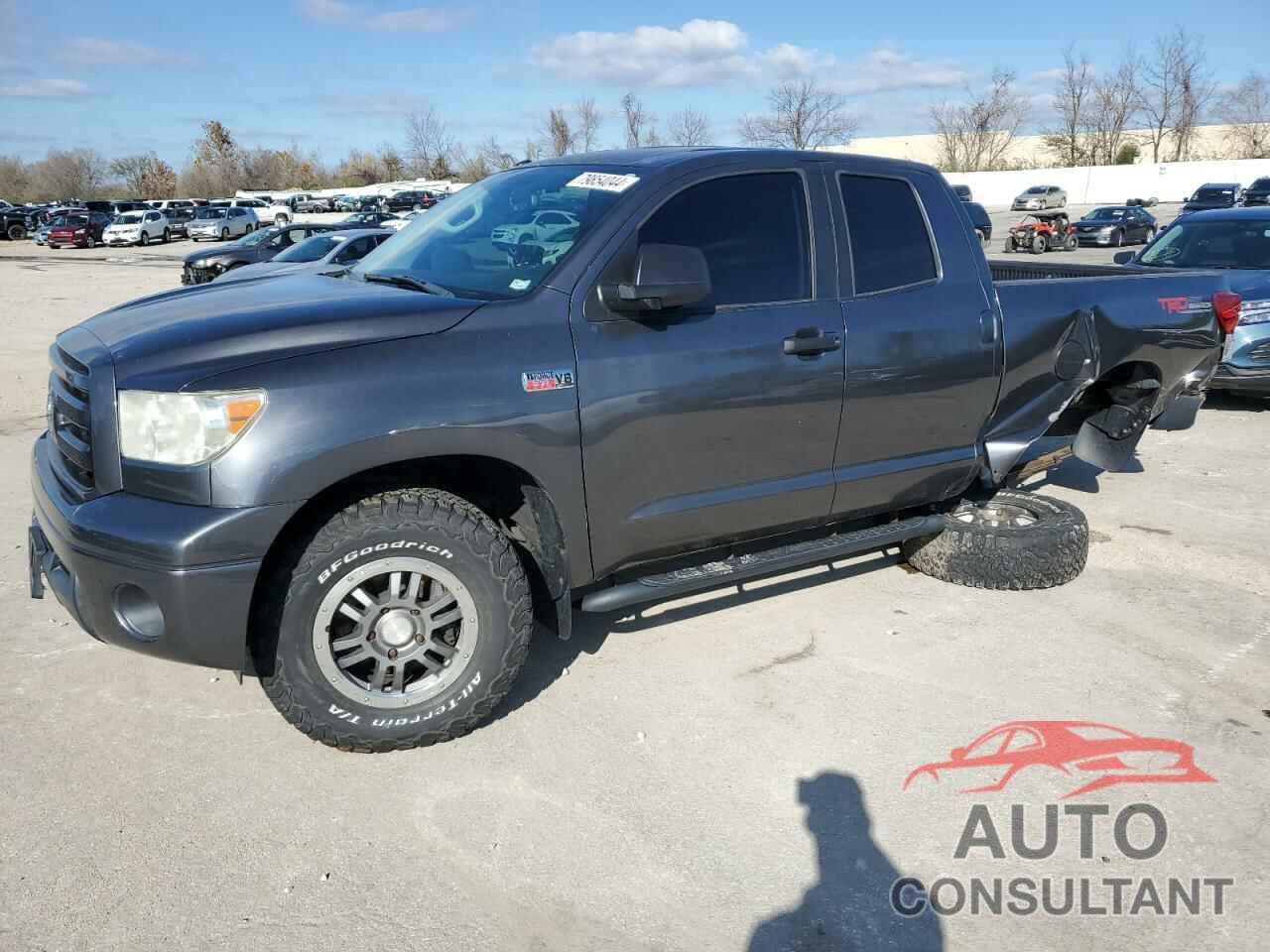 TOYOTA TUNDRA 2011 - 5TFUW5F12BX200725