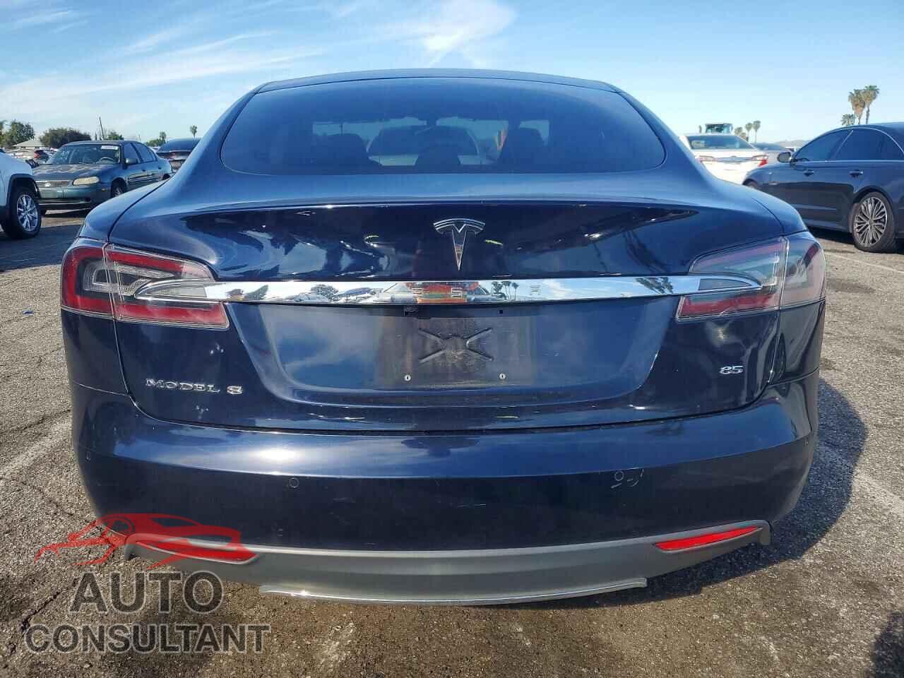 TESLA MODEL S 2014 - 5YJSA1H18EFP36881