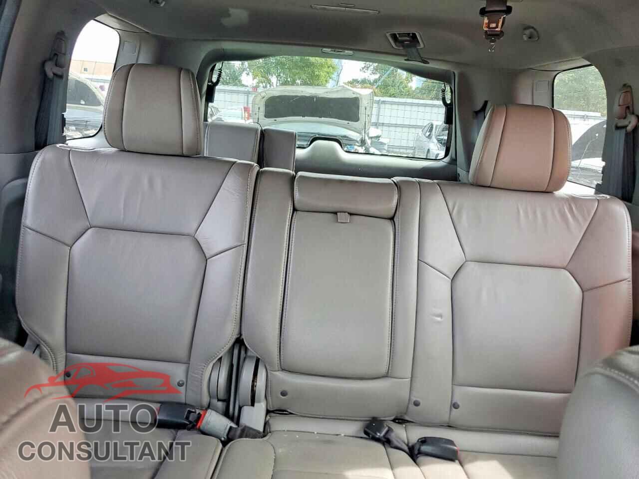 HONDA PILOT 2012 - 5FNYF4H78CB022232